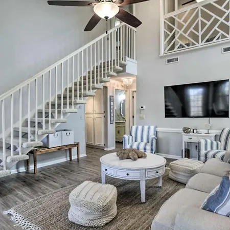 Cozy Beach Condo